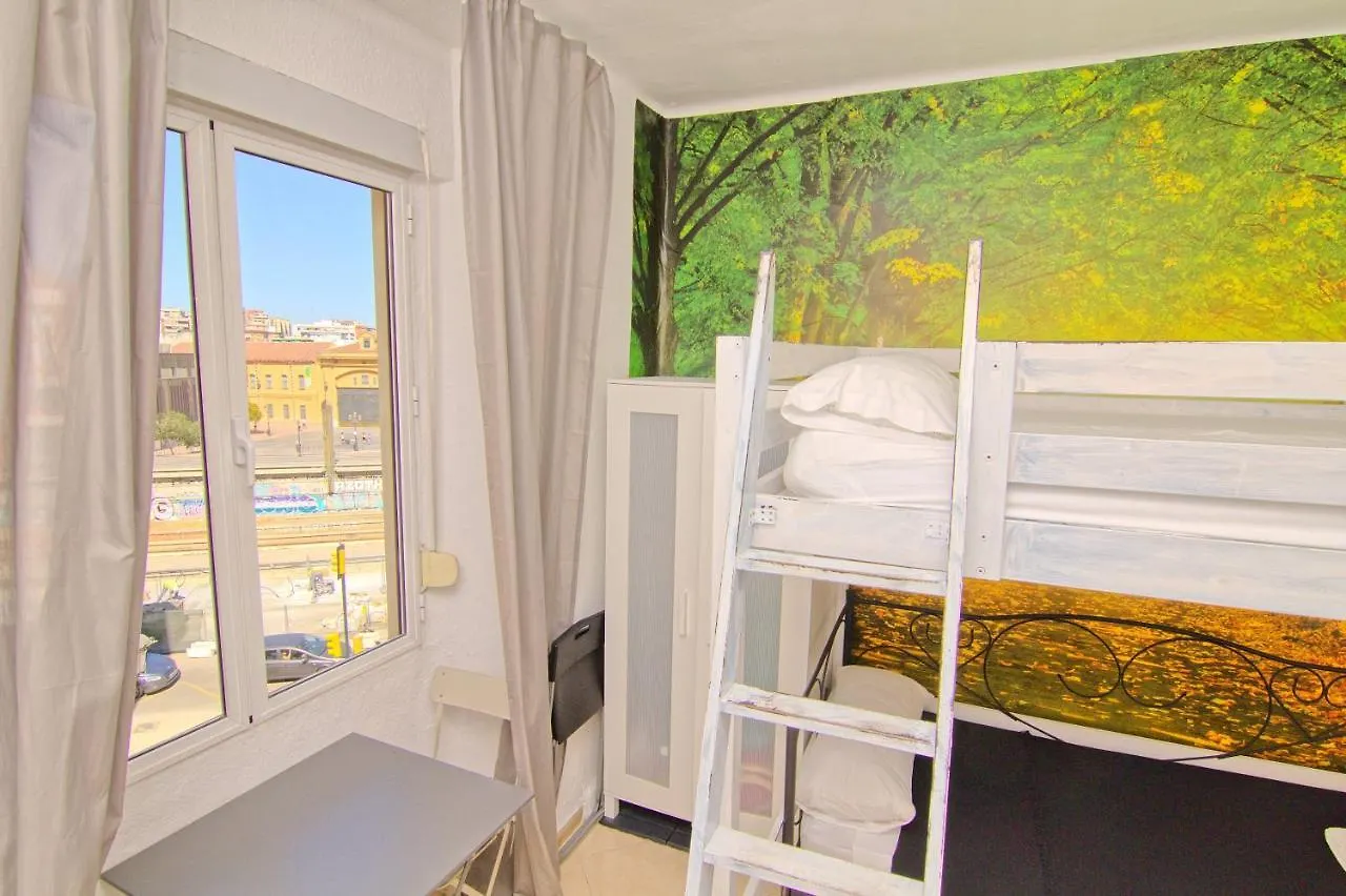 منزل للإقامة Low Cost Room Mercado مالقة إسبانيا