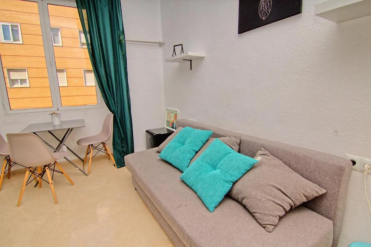 Low Cost Room Mercado مالقة
