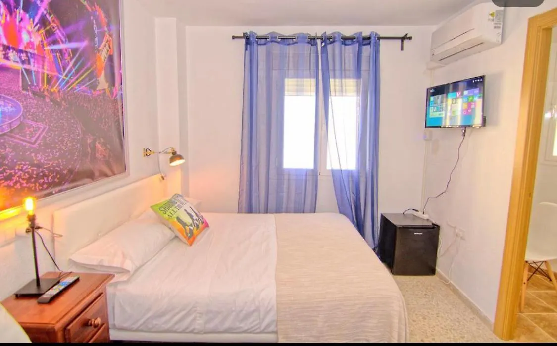 Low Cost Room Mercado Malaga 0*,  Spain